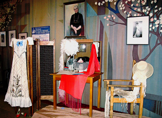 Выставка &laquo;Звезда оперетты, легенда омской сцены Маргарита Лаврова&raquo;, посвящённая юбилею заслуженной артистки России, солистки музыкального театра. 2008