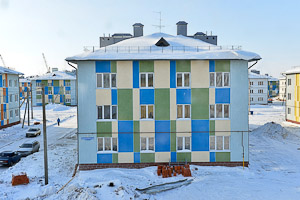 900 семей переехали из аварийного жилья