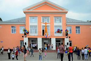 Реконструированы два дворца культуры