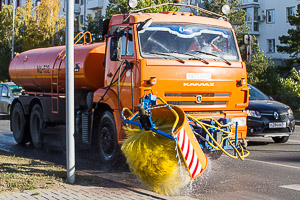 Закуплена уборочная техника