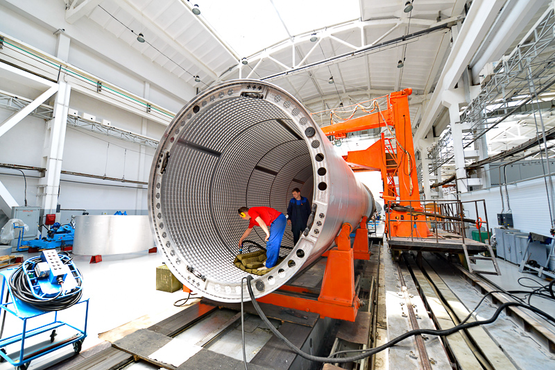 Когда в 2007 году ПО &laquo;Полет&raquo; вошло в состав ФГУП &laquo;ГКНПЦ им.&nbsp;М.&nbsp;В.&nbsp;Хруничева&raquo;, это дало возможность предприятию приступить к выпуску техники нового поколения, Омск