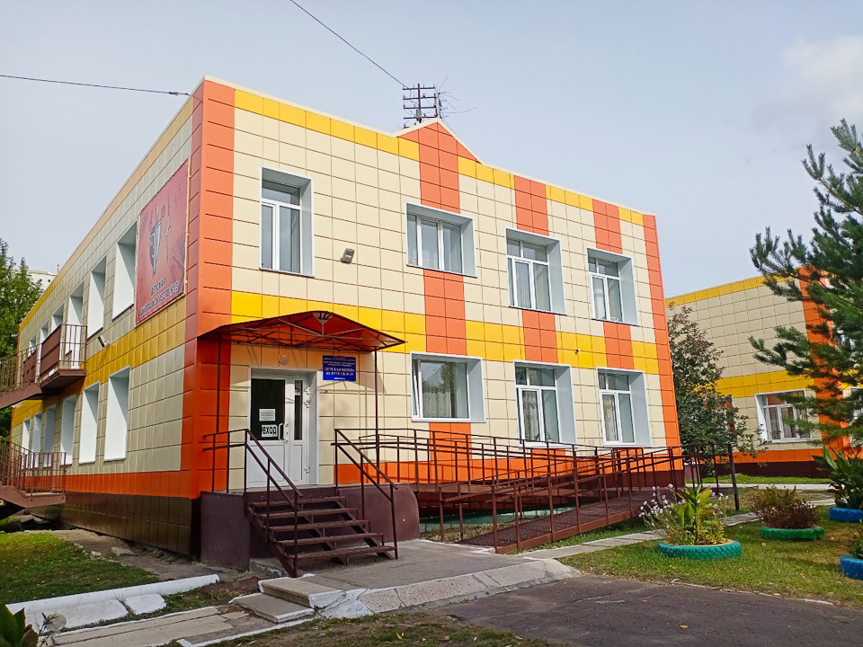 Отремонтированы здания школ искусств