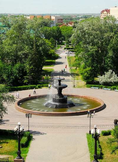 Fountain next to the Administration of the city of Omsk