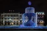Убранство фонтана неизменно уже пять лет, но по-прежнему доставляет радость