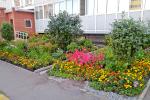1 место в номинации «Лучший палисадник во дворе многоквартирного дома»: у дома № 14В по Космическому пр-ту (ТОС «Чкаловский-1», ОАО)